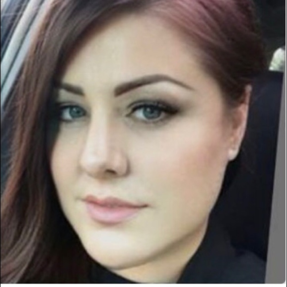 Meet your Posher, Nadina